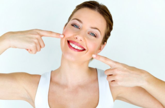 Zâmbet de milioane: 3 tipuri de proceduri dentare care pot face minuni