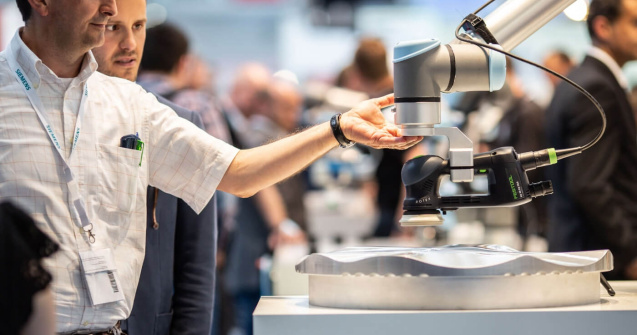 Tipuri de roboți recomandați pentru afaceri mici și mijlocii