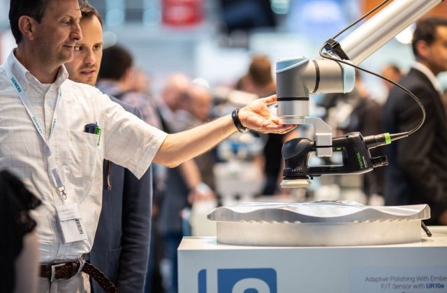 Tipuri de roboți recomandați pentru afaceri mici și mijlocii