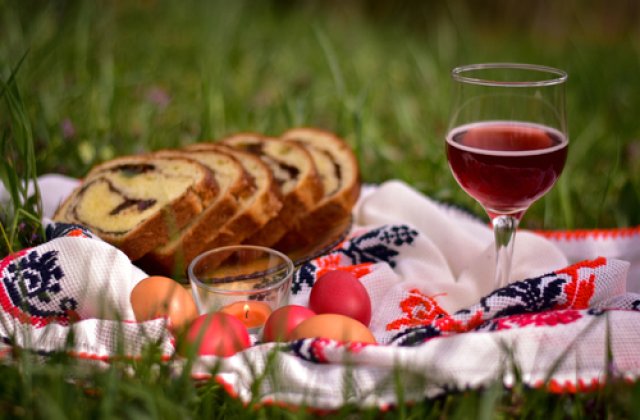 Tradiții Pascale: 5 obiceiuri românești pe care trebuie să le respecți
