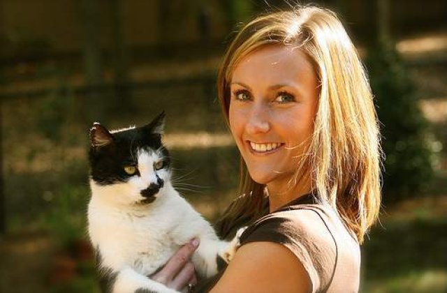 Stapanii de pisici, mai educati decat cei de caini