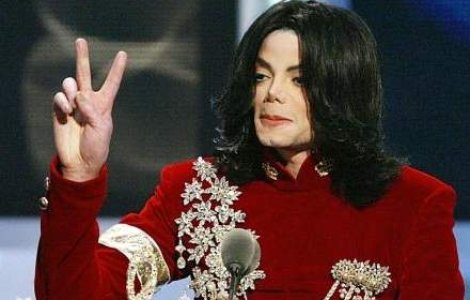 Medicul lui Michael Jackson s-a predat