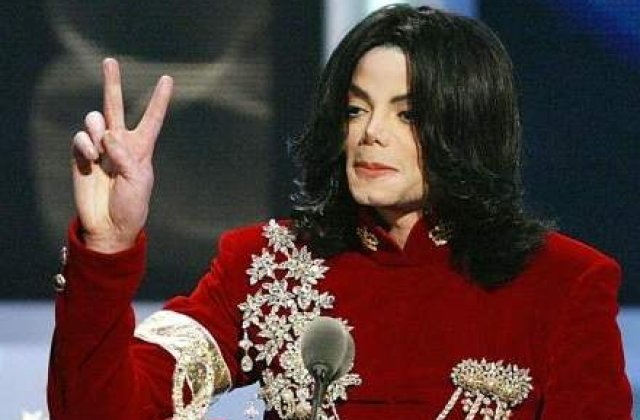 Medicul lui Michael Jackson s-a predat