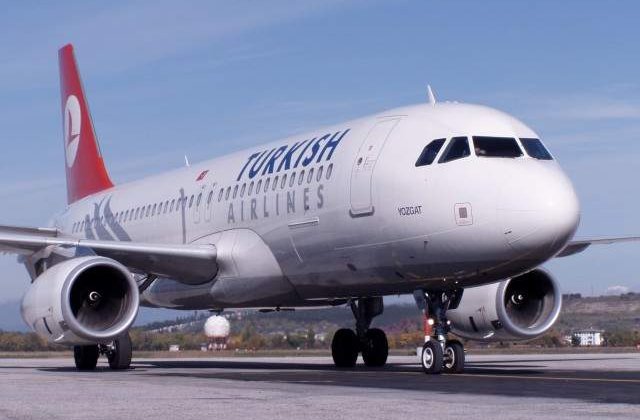 Doi membri ai unui echipaj Turkish Airlines, rapiti la Beirut