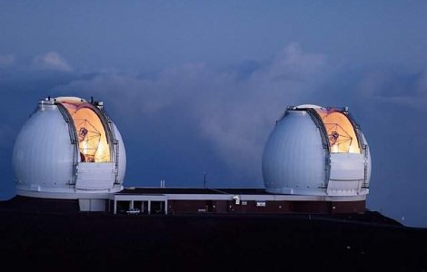 O exoplaneta roz, descoperita la o distanta de 57 ani-lumina de Terra