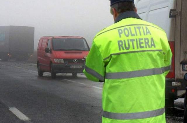 Peste 30 de soferi, sanctionati sambata pentru viteza excesiva pe A2