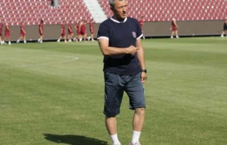 Oficial: CFR Cluj a reziliat contractul cu Mircea Rednic