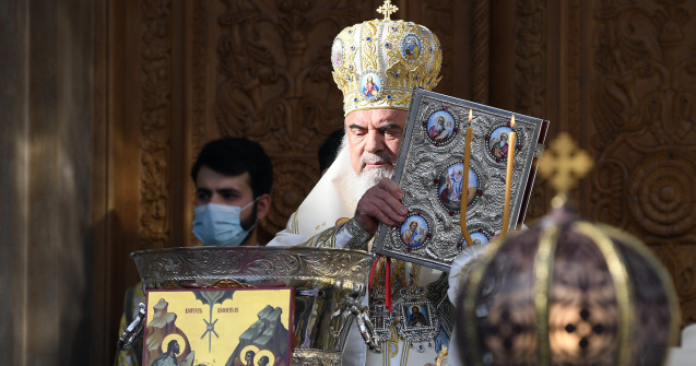 Patriarhul Daniel: „De Paşte să aducem bucurie prin cuvânt şi prin faptă”