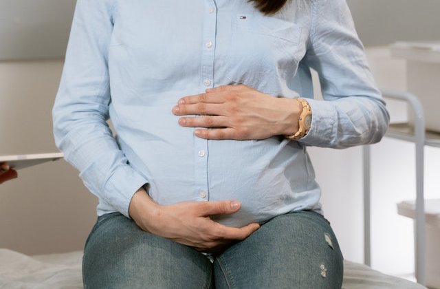 Primul oraș din UE în care femeile însărcinate vor fi vaccinate contra COVID-19