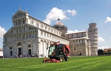 Turnul din Pisa s-a redeschis pentru vizitatori. De ce ofertă a biletelor se pot bucura turiștii
