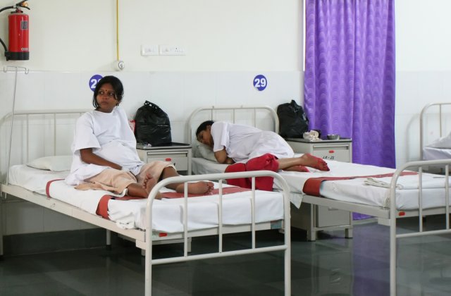 India: Au fost raportate peste 300.000 de cazuri de Covid în ultimele 24 de ore