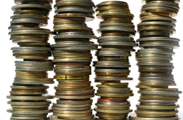 Romanii, tot mai datori: Restantele mai mari de 30 de zile s-au triplat in 2009