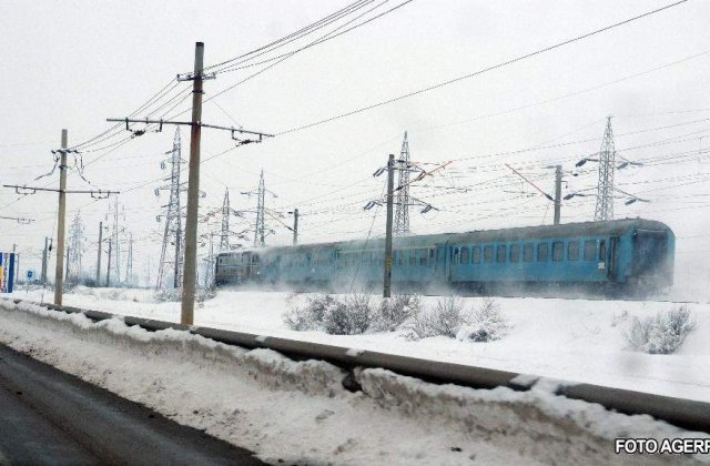 Haos in traficul feroviar din cauza vremii