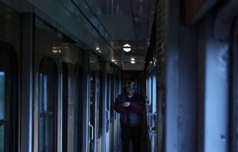 40 de calatori sunt blocati de mai mult de 14 ore in acceleratul Craiova-Bucuresti