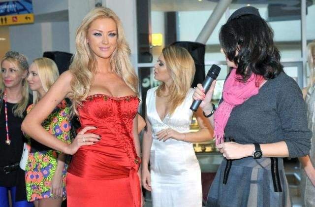 Iubita lui Bote: Am o singura operatie estetica