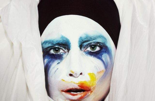 Noul single Lady Gaga a ajuns pe Internet cu 8 zile inainte de lansare