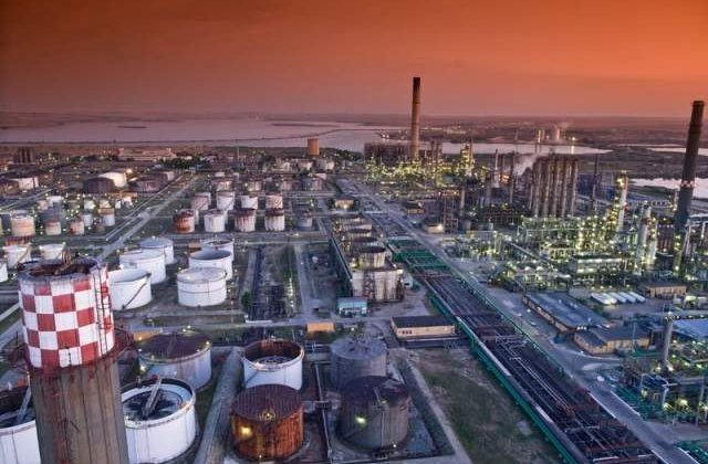 Pierderile Rompetrol Rafinare au scazut cu 40%