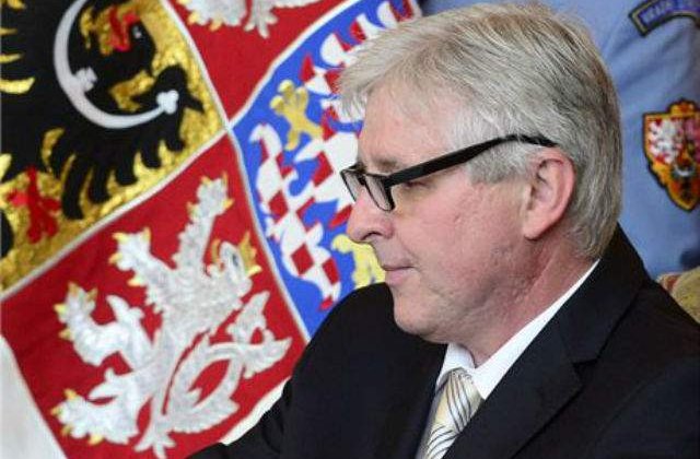 Guvernul Cehiei si-a prezentat demisia