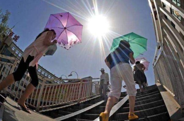 Avertizare de canicula, ploi si vijelii, pana vineri, in toata tara