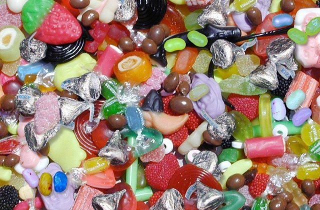 Cel mai dulce studiu: Regim bazat DOAR pe dulciuri. Ce s-a intamplat cu cobaii umani?