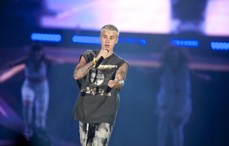 Justin Bieber şi-a amânat turneul nord-american pentru a doua oară