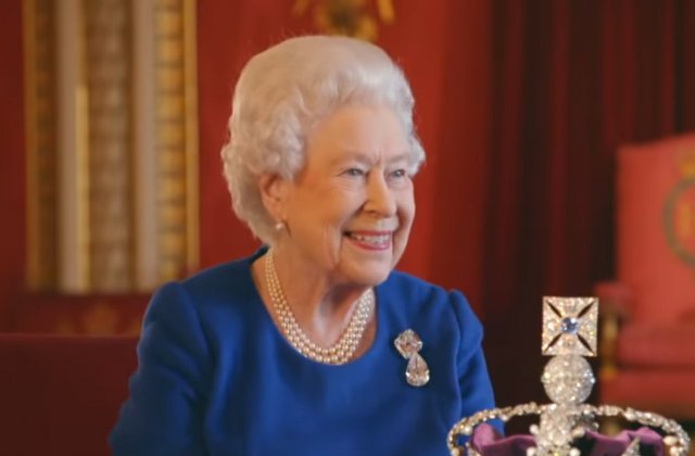 Regina Elisabeta, prima apariție oficială după moartea prințului Philip