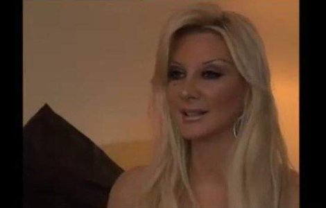  Video  Si-a facut 150 de operatii estetice