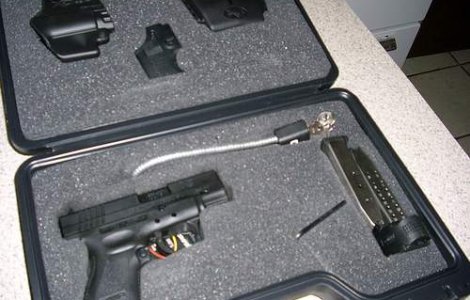 Trei morti intr-un incident armat la o universitate din Statele Unite