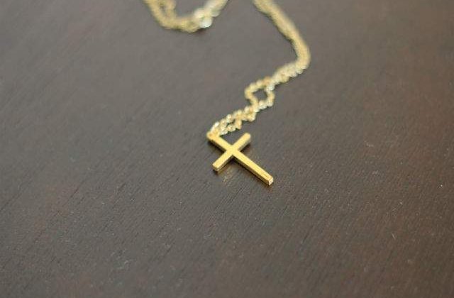 Psihologii s-au pus de acord: Ateii sunt mai inteligenti decat persoanele credincioase