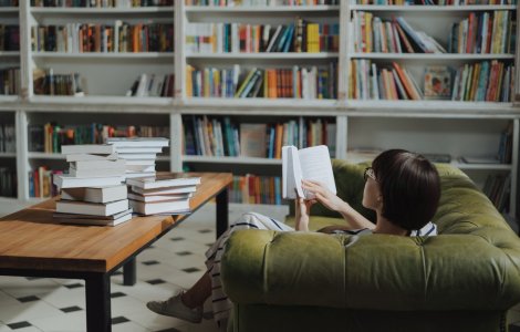  Top  3 motive pentru care cititul este o activitate importantă în dezvoltarea ta