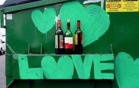 Bulgarii sarbatoresc iubirea si vinul