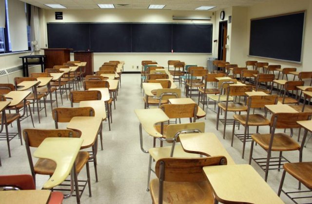 Elevii sustin astazi prima proba din cadrul examenului de bacalaureat