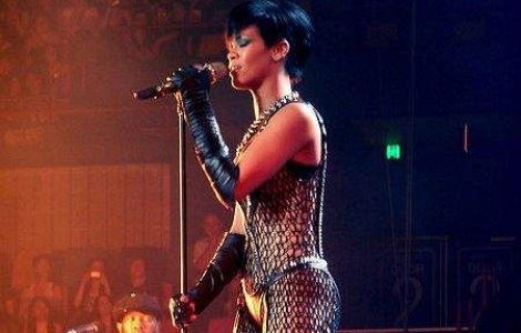 Rihanna se da pe kung-fu