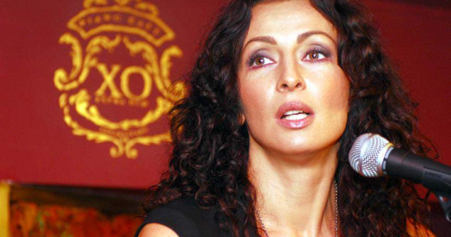  Video  Mihaela Radulescu, fata in fata cu Dan Brown