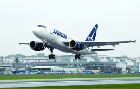 Ponta: Nu as vrea ca Tarom sa renunte la cursele interne