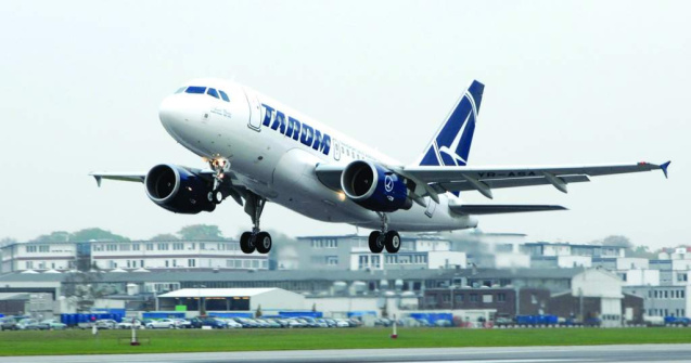 Ponta: Nu as vrea ca Tarom sa renunte la cursele interne