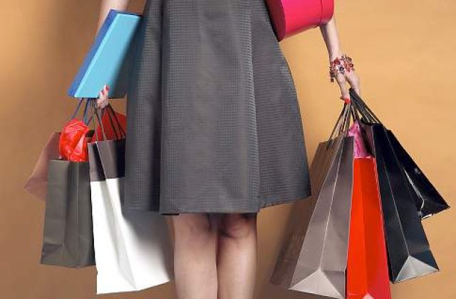 "Terapia" prin cumparaturi este periculoasa