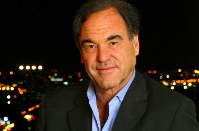 Oliver Stone: Obama este un sarpe