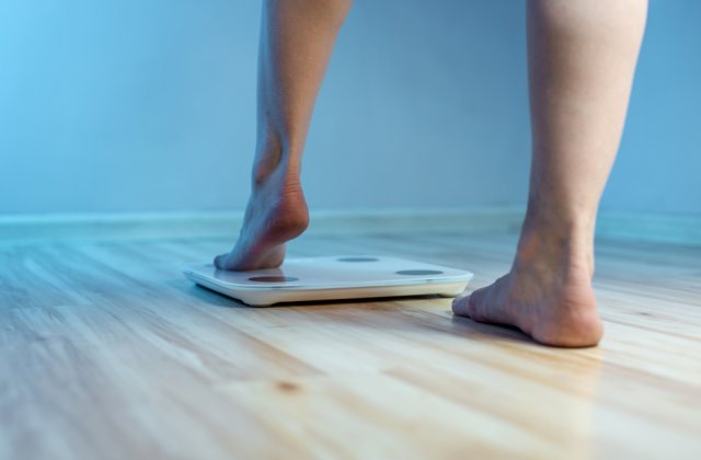 Dr. Laura Ene explică problema kilogramelor în plus: „Nu mâncarea este de vină”