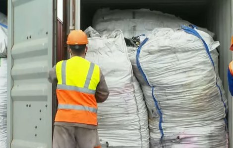Afacerea cu gunoaie din Portul Constanța. Un procuror avertizează: E doar vârful icebergului