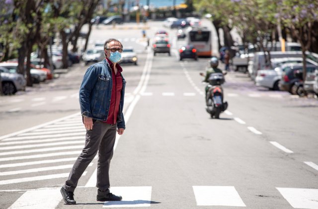 Nelu Tătaru: Masca de protecție trebuie purtată și pe trecerea de pietoni