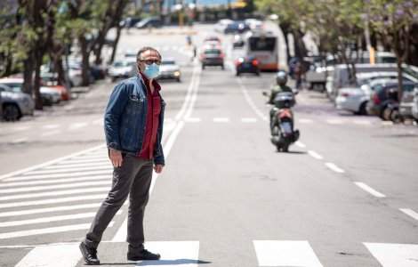 Nelu Tătaru: Masca de protecție trebuie purtată și pe trecerea de pietoni