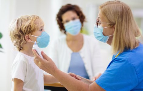 Ajutor la nevoie pentru părinți: Bolile copiilor pot fi citite pe corp