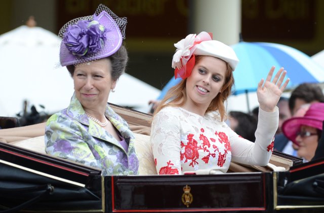 Prinţesa Beatrice, nepoata reginei Elisabeta a II-a, este însărcinată