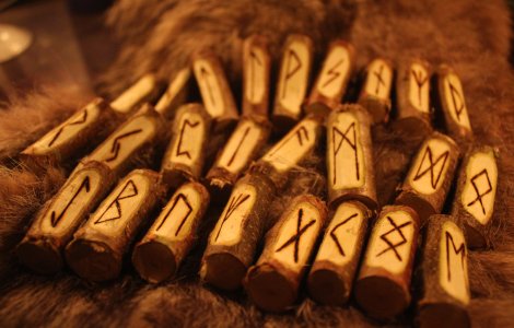 Horoscop rune. Noutăți și mesaj pentru fiecare zodie