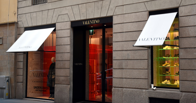 Casa de modă Valentino nu va mai folosi blănuri naturale în colecţiile sale