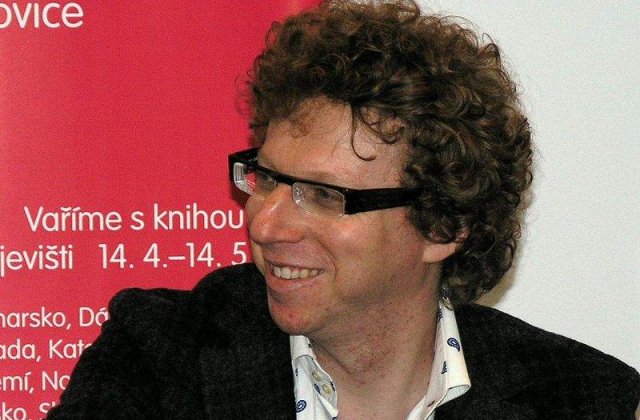 Copilul teribil al literaturii olandeze s-a angajat maseur la Baile Herculane