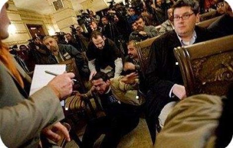 2009, an negru pentru jurnalisti