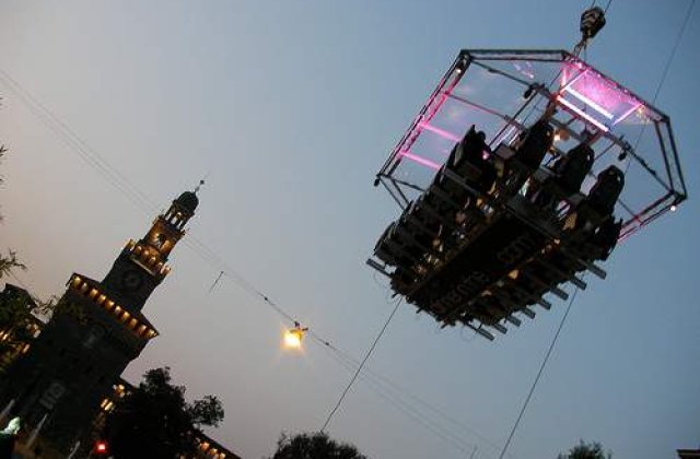 Sus in aer, pentru a lua cina