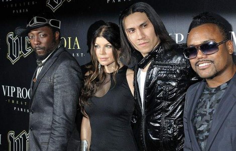  Video  Surpriza Black Eyed Peas: "Imma Be Rocking that Body"